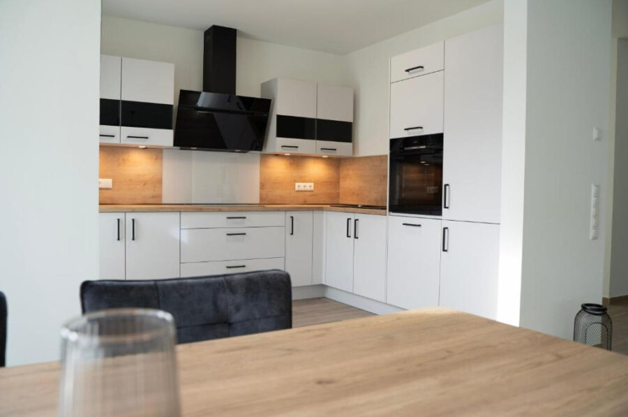 Exklusive Ferienwohnung mit privatem Wellnessbereich im Nordsee Park Dangast - Küche (43841)