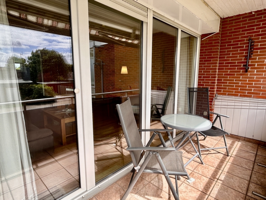 Traumhafte Auszeit an der Küste: Ferienwohnung in begehrter Strandnähe von Horumersiel - Balkon (45974)