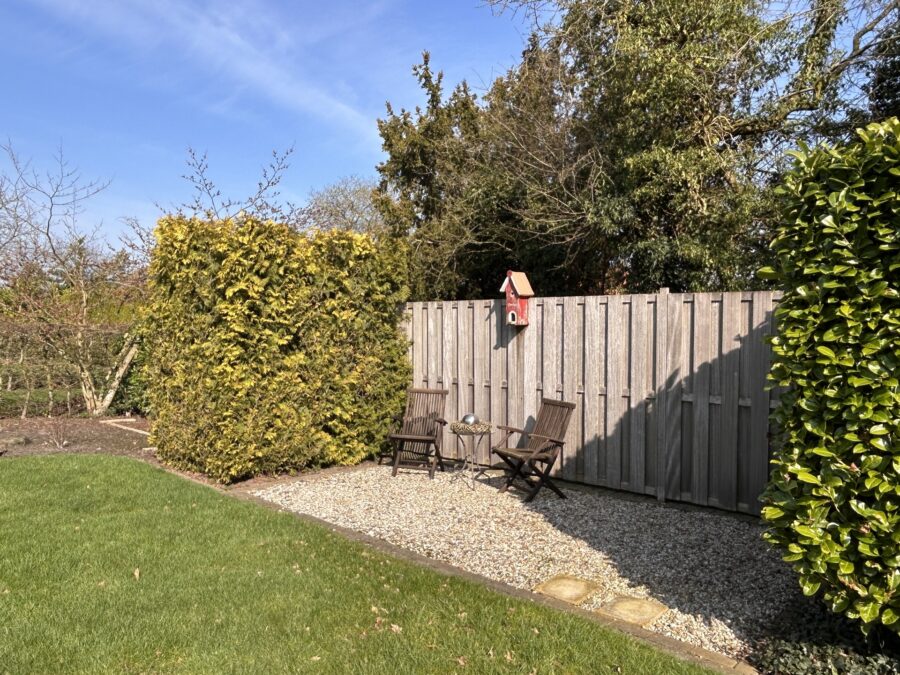 Familienglück pur! Großes Einfamilienhaus mit großem Garten & Platz zum Entspannen - Garten (39372)