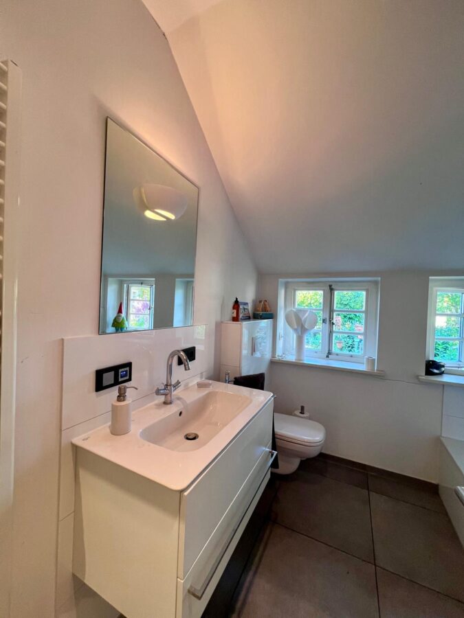 Landhaus mit Reetdach in Seefeld Zeitlose Eleganz auf parkähnlichem Grundstück - WhatsApp Image 2025-06-05 at 11.39.38 (26) (38329)