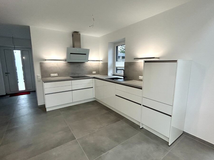 Wohlfühloase an der Nordsee – Stilvolles Ferienhaus im Nordseebad Dangast - Musterküche Nachbarhaus (32667)