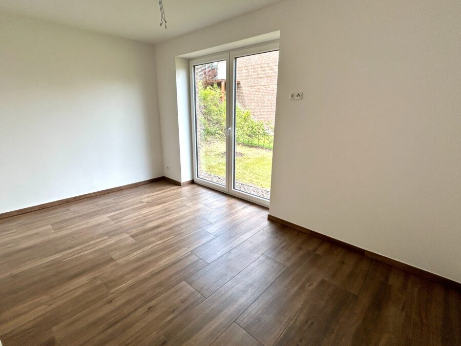 Wohlfühloase an der Nordsee – Stilvolles Ferienhaus im Nordseebad Dangast - Schlafzimmer 2 Untergeschoss (32684)