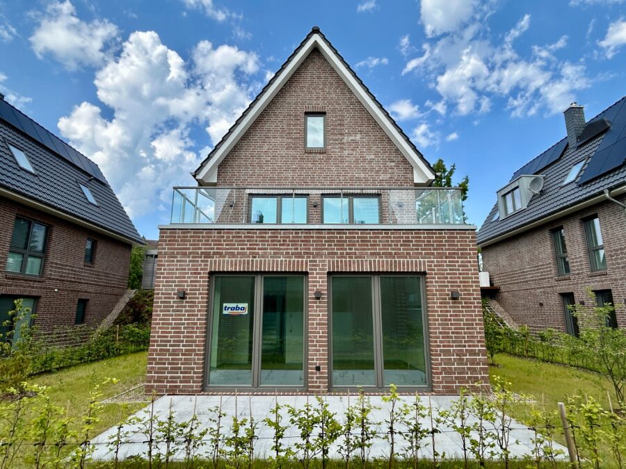 Wohlfühloase an der Nordsee – Stilvolles Ferienhaus im Nordseebad Dangast - Rückansicht (32664)