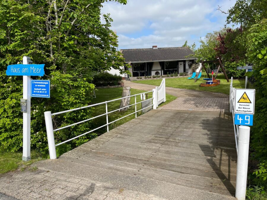 Attraktives Ferienhaus - nur ca. 50 m zur Nordsee - ca. 8,5 % Rendite - Zugang zum Grundstück (38000)