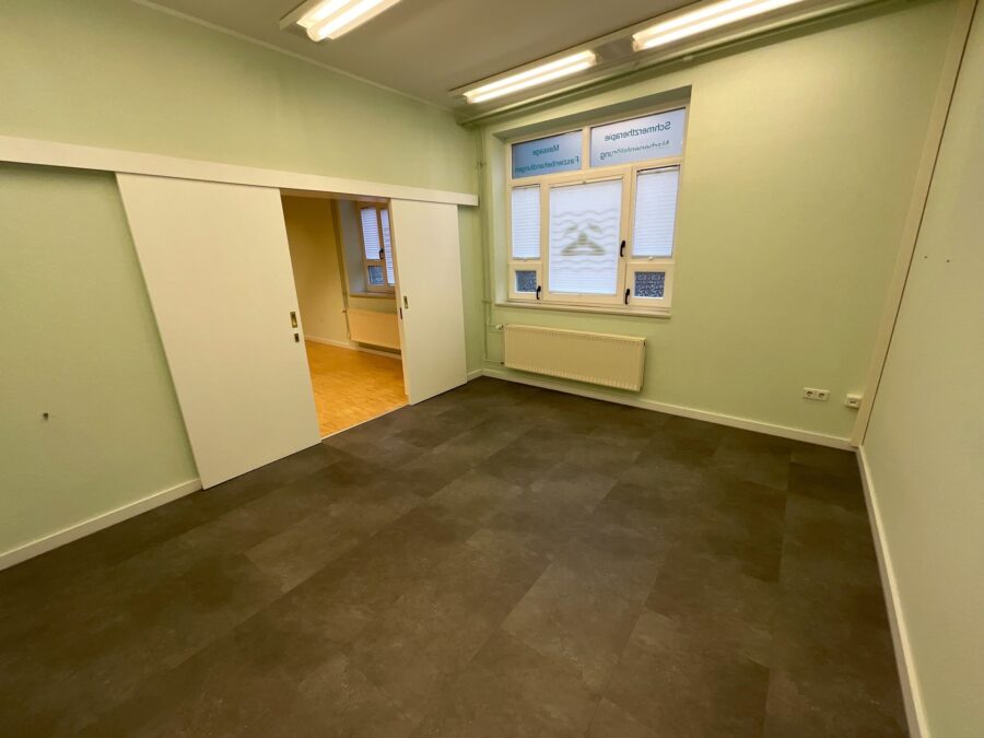 Ideal für Friseur- und Kosmetiksalon ***Gewerbeeinheit mit verschiedenen Nutzungsmöglichkeiten im Herzen von Dangast!*** - Behandlungsraum (34370)