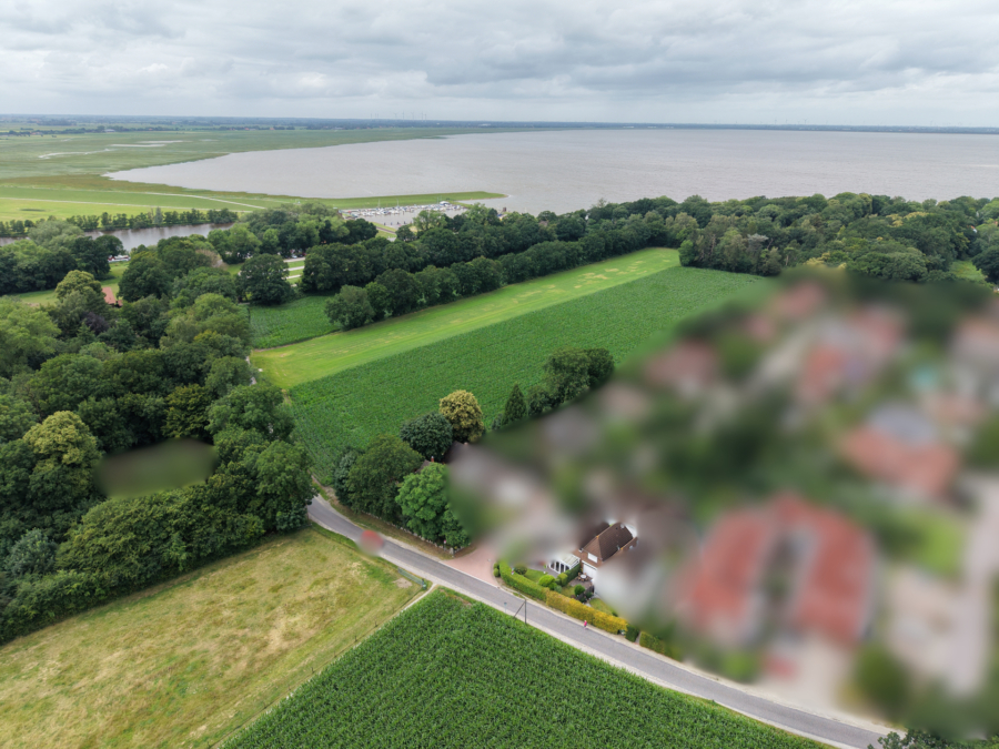 Nur wenige Schritte zum Meer: Charmantes Reihenmittelhaus im Nordseebad Dangast - Drohnenaufnahmen (45870)