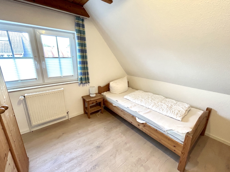 Reihenendhaus im Herzen von Dangast - Schlafzimmer (47669)