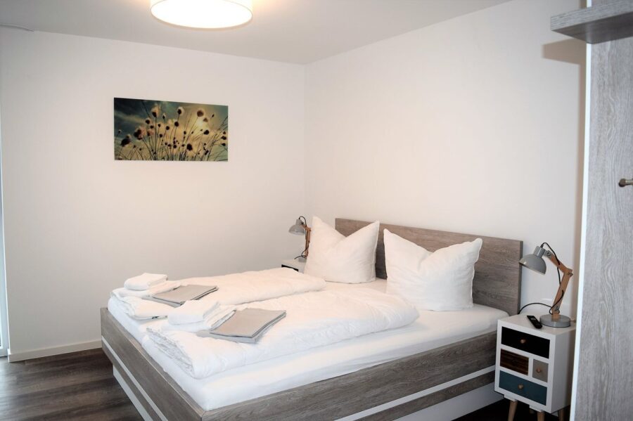 Großzügige Ferienwohnung mit Meerblick in Schillig 4. Etage 50.4.N - Schlafzimmer 1 (34617)