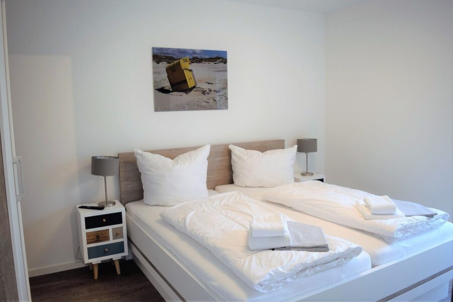 Großzügige Ferienwohnung mit Meerblick in Schillig 4. Etage 50.4.N - Schlafzimmer 2 (34618)