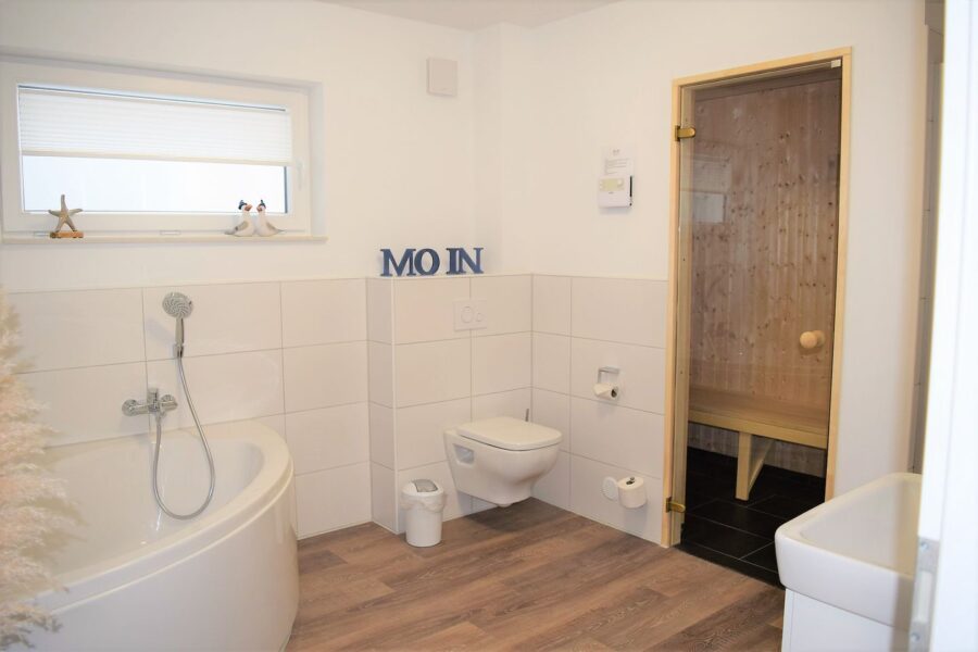 Großzügige Ferienwohnung mit Meerblick in Schillig 4. Etage 50.4.N - Badezimmer (34619)