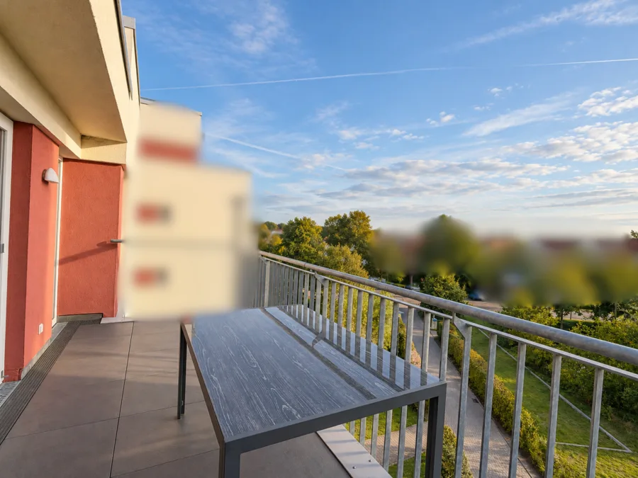 Meer, Strand & Erholung ganz nah- Ferienwohnung 51.3.S im Nordsee Ferienpark Schillig - Moderner Balkon mit Weitblick - bearbeitet (50669)