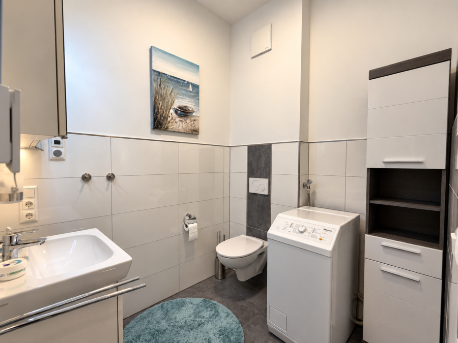 Moderne Wohnung mit Küstenflair im Nordsee Park Dangast – Eigennutzung oder Ferienvermietung! - Bad (49328)