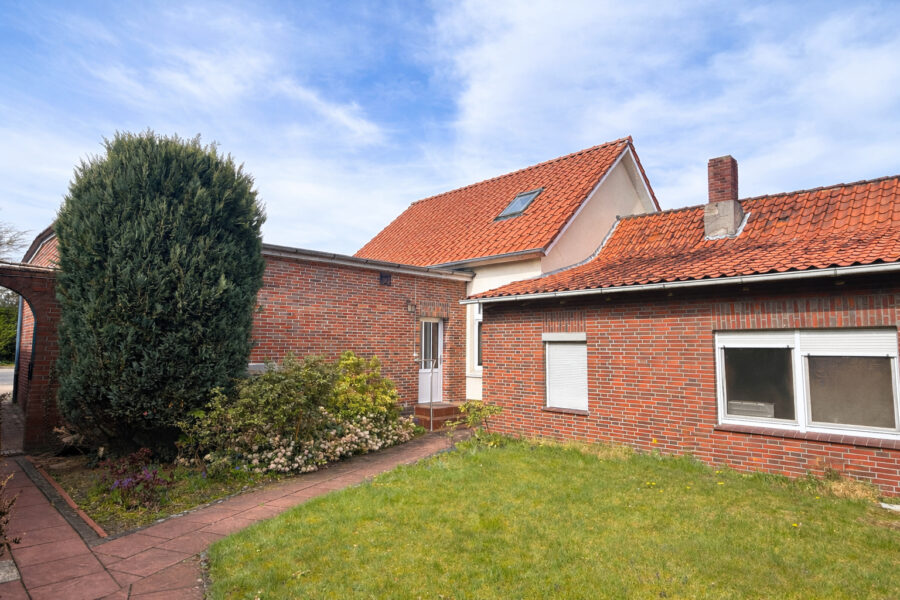 Wohnhaus + Gewerbe + Baugrundstück - viel Gestaltungspotenzial - Rückseite - ehemalige Bäckerei (40753)