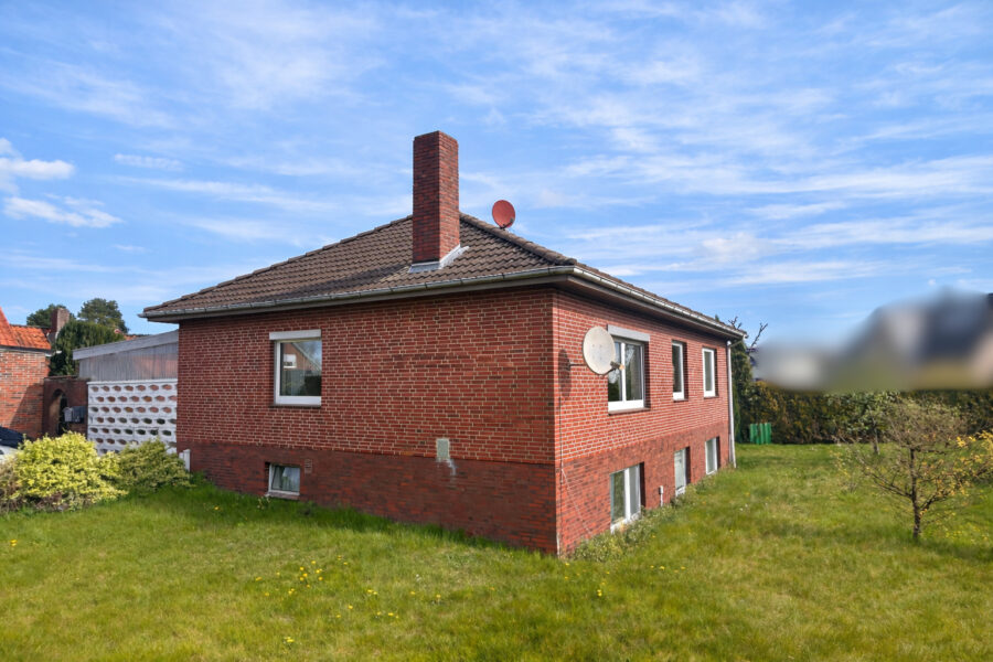 Wohnhaus + Gewerbe + Baugrundstück - viel Gestaltungspotenzial - Rückseite - EFH (40747)