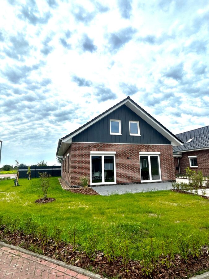 VERKAUFT – Großzügiges Familienidyll an der Nordsee, 26349 Jade, Einfamilienhaus