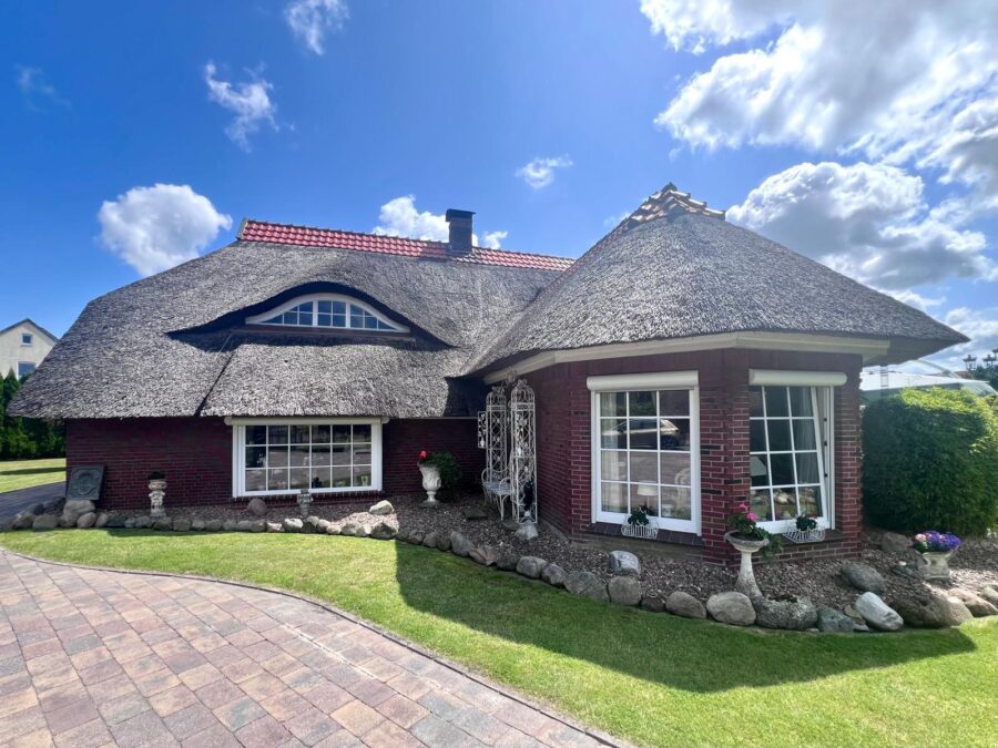 Friesische Gemütlichkeit unter Reet - Rückansicht (34396)