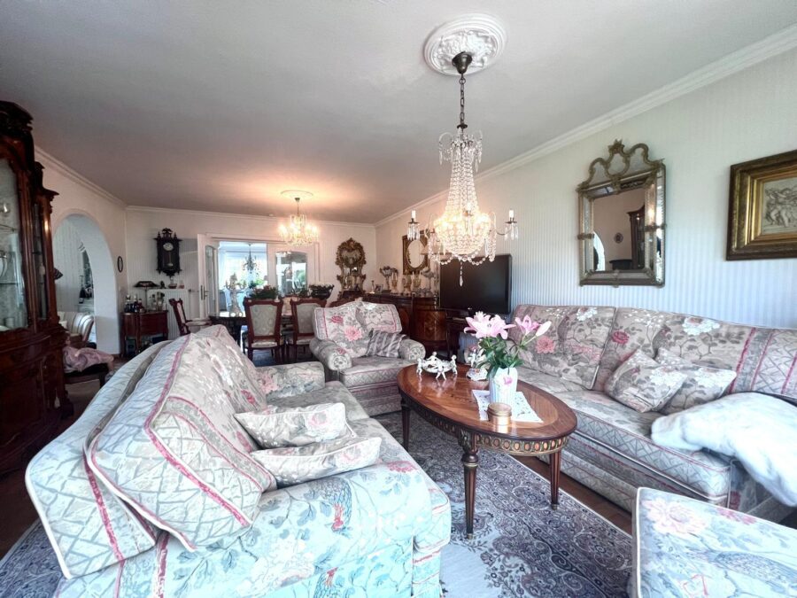 Friesische Gemütlichkeit unter Reet - Wohnbereich (34399)