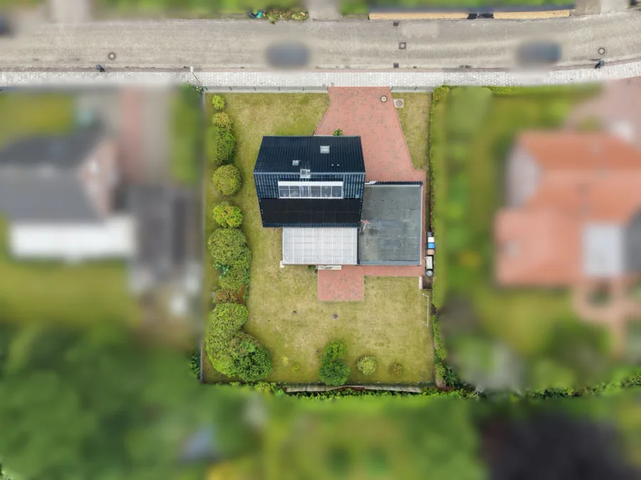 Familienfreundliches Einfamilienhaus in Dangastermoor! - Drohnenaufnahme (50472)
