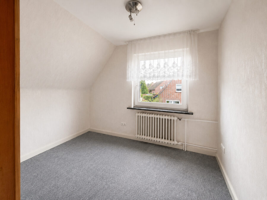 Familienfreundliches Einfamilienhaus in Dangastermoor! - Schlafzimmer (43905)