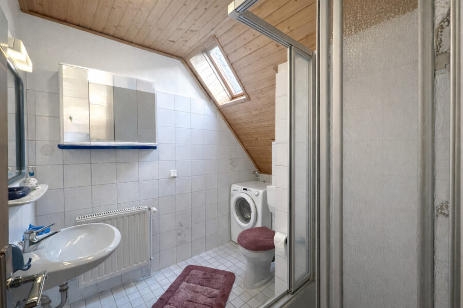 Ferienhaus im Nordseebad Dangast – Reihenhaus mit Charme & Wertstabilität - Badezimmer 2.0 (37815)