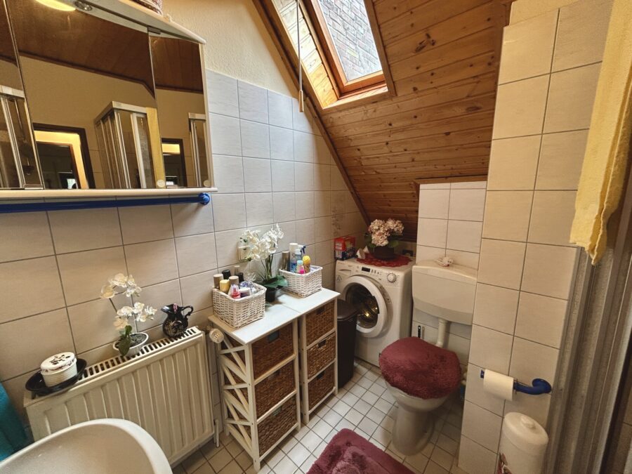 Ruhige Lage trifft Rendite: festvermietetes Reihenhaus in Dangast! - IMG_4972 (34469)