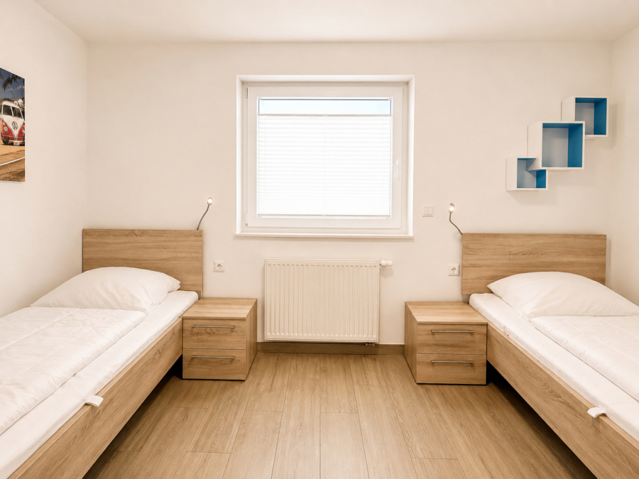 Ihr Nordsee-Rückzugsort – Ferienhaus für Selbstnutzer und Feriengäste - Schlafzimmer 1 (45988)