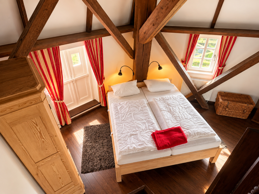 Einzigartige Ferienimmobilie- historische Mühle in Westerbur - Schlafen  1. OG (49384)