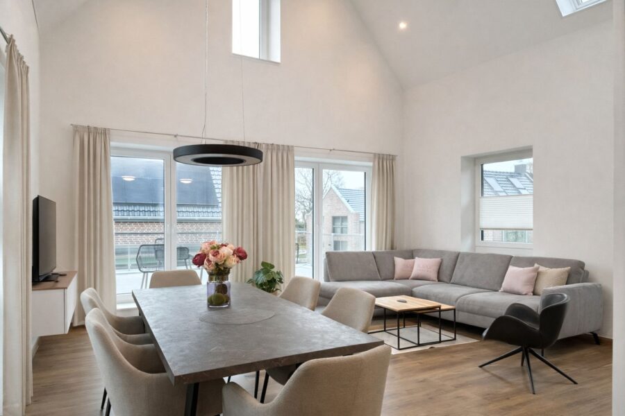 Investieren, Entspannen und Profitieren – Ihre Ferienimmobilie im Nordsee Park Dangast Haus-Nr.: 42 - Wohn- und Essbereich (41553)