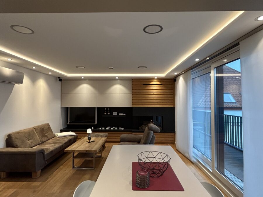 Nordseeinsel Norderney - Stadthaus im Zentrum mit Gewerbe + Ferienwohnungen + Penthouse - Penthouse - Wohn- und Essbereich (37198)