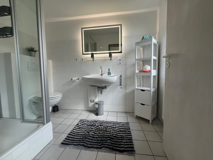 Ferienhaus-Ensemble in Traumlage – Ihr privates Paradies an der Nordsee mit Top-Rendite - Badezimmer Whg. 2 (34591)