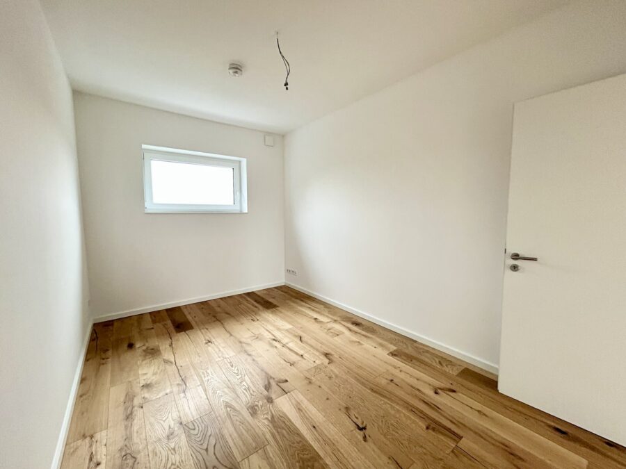 Wohnen am Urwald - 17 moderne Eigentumswohnungen in Neuenburg - Schlafzimmer 1 WE 16 (38610)