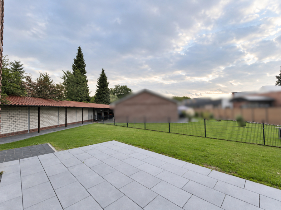 Neubau trifft Energieeffizienz: Moderne Doppelhaushälfte in Zetel - Garten (48888)